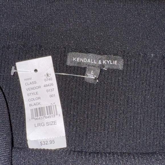 Kendall + Kylie NEW Black Ribbed Off the Shoulder Cropped Top Size Large - Picture 4 of 6